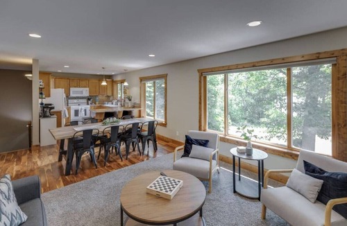 Ossipee House | Private Escape on Fishermans Way