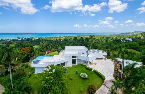 Las Canas Villa | Private & Exclusive 11 Suite Luxury Estate