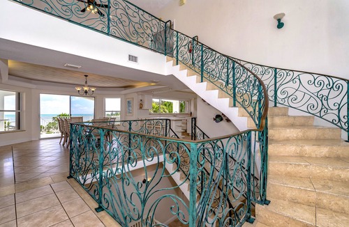 Islamorada House | Private Expansive Oceanfront 5 Bedroom Estate, Private Pier and Saltwater Pool