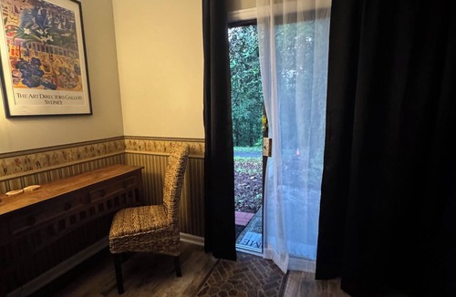 Chattahoochee Apartment | Private Forest Estate Suite Near Lake Seminole w/Secure Boat Parking