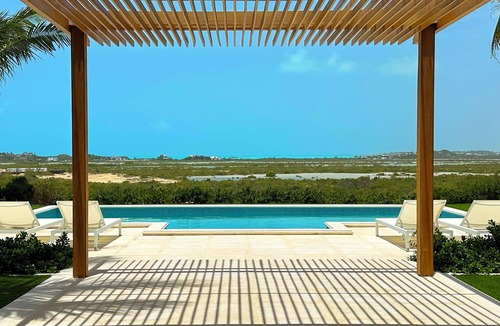 Juba Sound Villa | Private four bedroom Villa with ocean view.