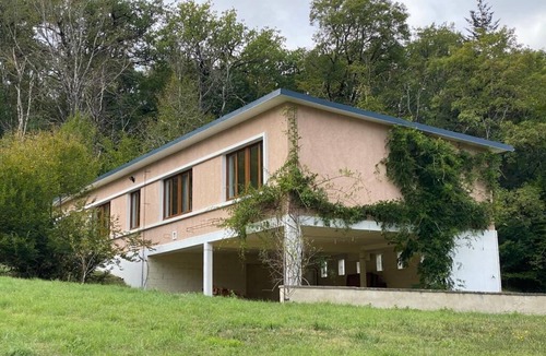 Saint-Pierre-de-Maille House | Private room for 4 guests at Domaine de Puygiraud sur L'Anglin