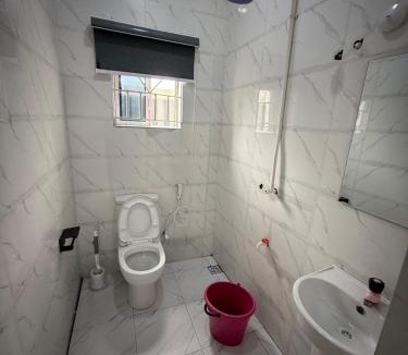 Lagos House | Private Fully Serviced Studio Apartment At Ogudu, 15 mins to the Airport