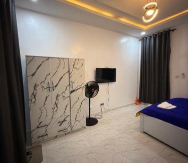 Lagos House | Private Fully Serviced Studio Apartment At Ogudu, 15 mins to the Airport
