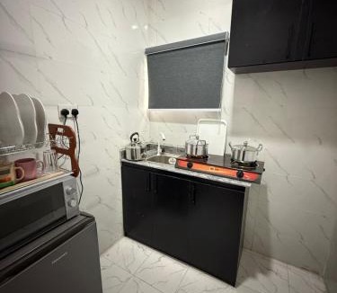 Lagos House | Private Fully Serviced Studio Apartment At Ogudu, 15 mins to the Airport