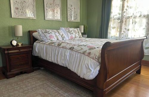 Silver Hill Apartment | Private Gated Garden Suite in Historic Home, walk to UNM Football and Basketball, UNM and Pres Hospitals