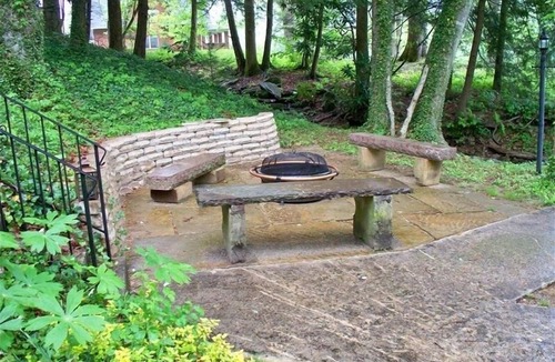 Pineville House | Private Getaway Connected to State Park and Golf Course!