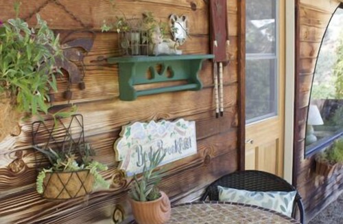 Three Rivers Cottage | Private guest cottage with mountain, meadow views, 4 miles from Park entrance