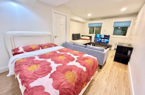 Maple Ridge Apartment | Private Guest Suite, Two Parking Spaces