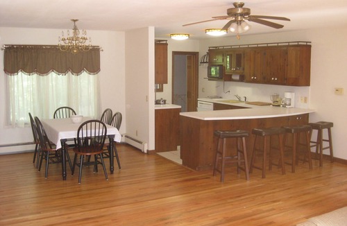 North Sea House | Private heated pool, fireplace, AC, pet-friendly, WiFi, BBQ, and garden retreat.