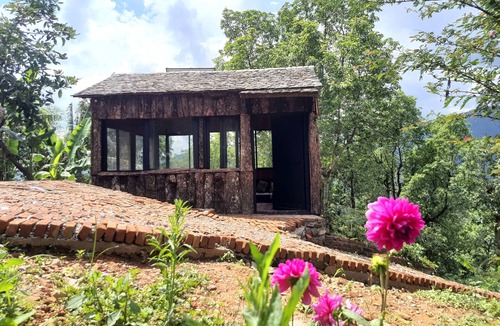 Pokhara House | Private Hillside Retreat near Peace Pagoda. Views, terrace and garden office.