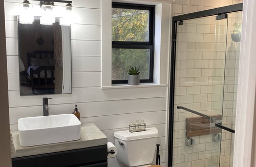 Murphys Apartment | Private Hilltop Studio