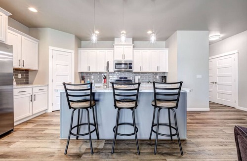 Boardman Apartment | Private Home, Garage & Yard - #650