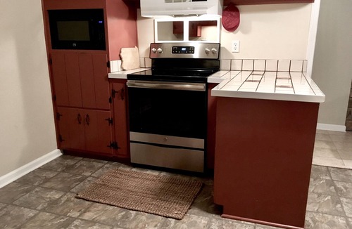 Phoenixville House | Private home in a peaceful setting close to town.