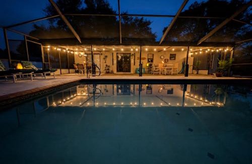 Berkeley Manor House | Private Home in Spring Hill with Heated Saltwater Pool