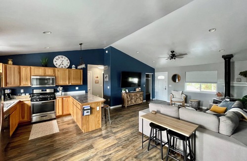 Willow House | Private Home on Hatcher Pass