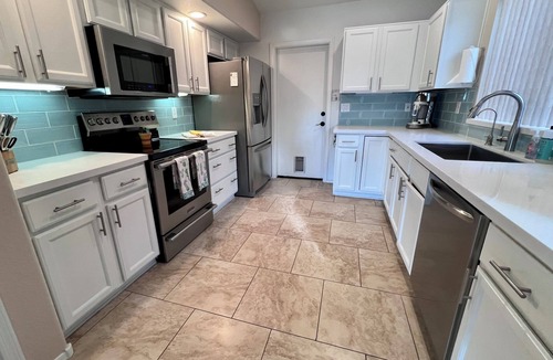Coyote Lakes House | Private Home w/Heated Pool & Breathtaking Sunsets on Coyote Lakes Golf Course!