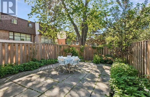 Mississauga Valleys House | Private home with 5 large bedroom and spacious common areas with private patio.
