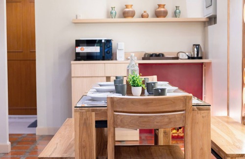 Bangkok Central Business District House | Private house in city center near Sukhumvit-Rama4