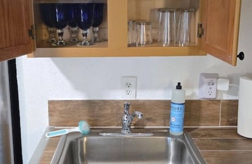 Camp Verde House | Private house. 1 bed 1 bath full kitchen. Remote location very private