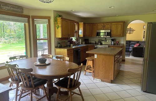East Gull Lake House | Private House by Golf and Gull Lake
