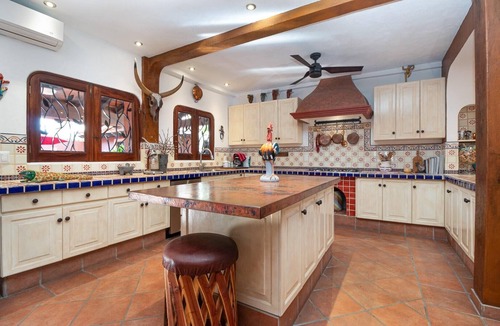 Bucerias House | PRIVATE HOUSE LOCATED IN THE POPULAR GOLDEN ZONE WITHIN 2 BLOCKS OF THE BEACH