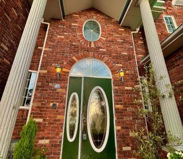 Oama Villa | Private House ROUTE61