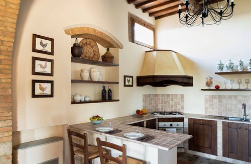 Tavarnelle Val di Pesa Villa | Private Villa with WIFI, sauna, A/C, hot tub, private pool, TV, patio, close to Greve In Chianti