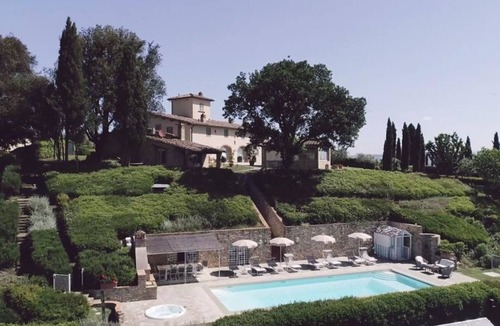 Tavarnelle Val di Pesa Villa | Private Villa with private pool, A/C, WIFI, sauna, hot tub, TV, patio, close to Greve In Chianti