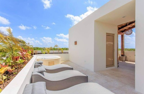 Zama Condo | Private Jungle Hideaway, Rooftop Jacuzzi, Poolside