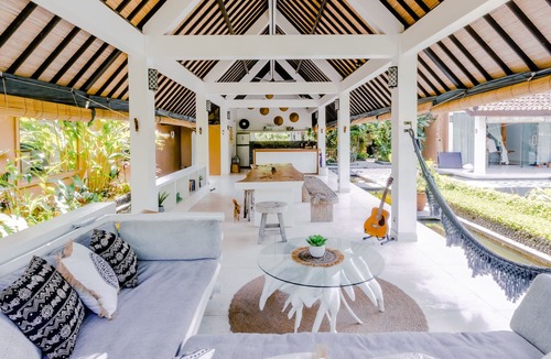 Petulu Villa | Private Jungle Oasis with a Pool, Sauna, Hot Tub, Cold Plunge