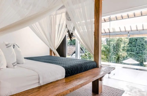 Petulu Villa | Private Jungle Oasis with a Pool, Sauna, Hot Tub, Cold Plunge
