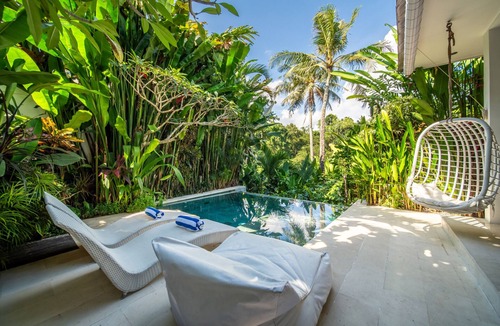 Kemenuh Villa | Private Jungle Pool Jungle Views Near Ubud