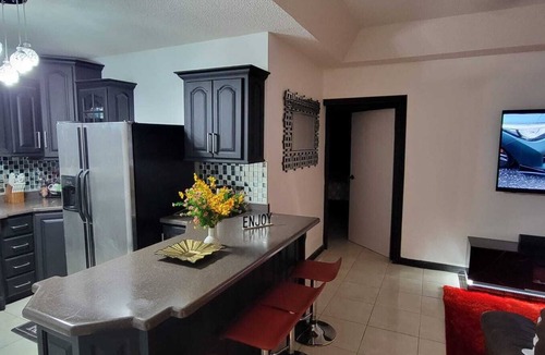 Norbrook Apartment | Private Kingston Paradise