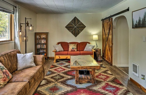 La Pine House | Private La Pine Cabin Rental: 30 Mi to Bend!