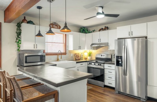 Briar Crest Woods House | Private Lake Community ✦ Fire Pit ✦ Game Room ✦ Pool Table