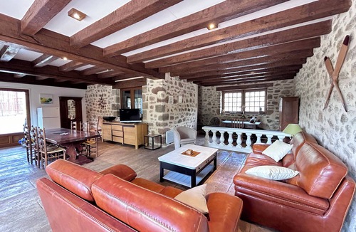 Saint-Estephe House | Private lake & forest in the Dordogne: absolute calm in a comfortable gîte