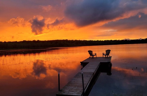 Head Lake Cottage | Private Lakefront Cottage on Rush Lake