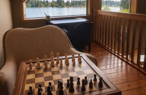 Fort Lewis House | Private Lakefront Urban Oasis. Great Views. Boat, Fish, Jetski, Kayak, or Relax!