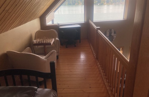 Fort Lewis House | Private Lakefront Urban Oasis. Great Views. Boat, Fish, Jetski, Kayak, or Relax!