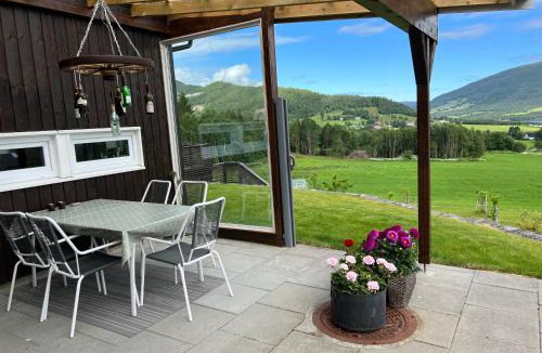 Eide House | Private Loft Studio with Terrace & Private Entrance