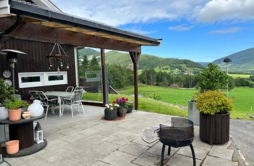 Eide House | Private Loft Studio with Terrace & Private Entrance