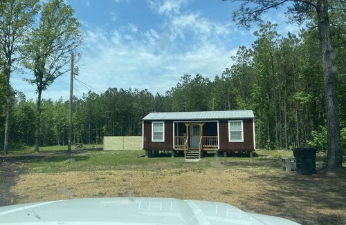 Mayhew Cabin | Private Louisiana style cabin w/fire pit