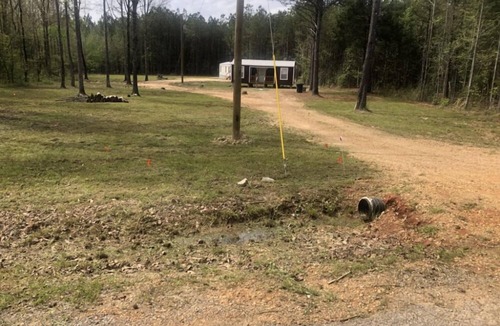 Mayhew Cabin | Private Louisiana style cabin w/fire pit