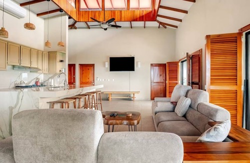 Hatillo House | Private Luxury 6 Bdrm Estate Near Dominical/Manuel Antonio Best Ocean/Beach View