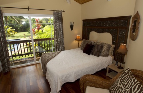 Pauwela House | Private, Luxurious Dream Home with Swimming Pool, Permitted