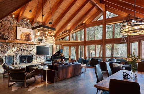 Grantsdale Cabin | PRIVATE LUXURY RIVERFRONT LODGE AND CABINS ON THE BITTERROOT RIVER