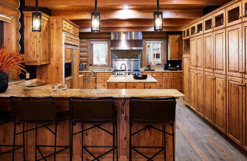Grantsdale Cabin | PRIVATE LUXURY RIVERFRONT LODGE AND CABINS ON THE BITTERROOT RIVER