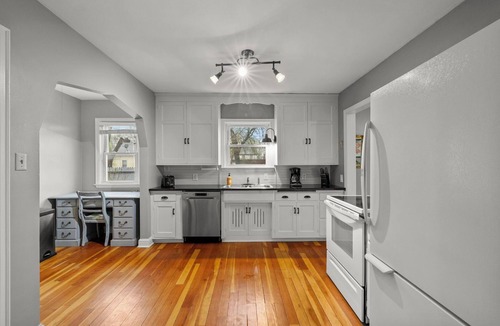 Anoka Apartment | Private Main-Level Apt | Anoka Near Twin Cities