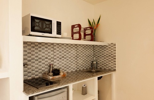 Grand'Anse Praslin Apartment | Private Mini Pool + Free Wifi + Outdoor Shower at la Pointe Beach Huts